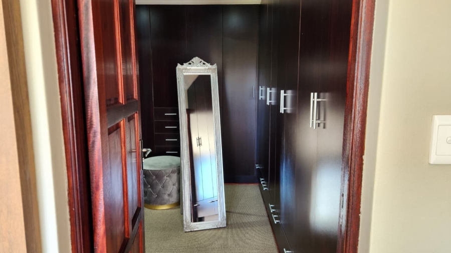 6 Bedroom Property for Sale in Groenvlei Free State